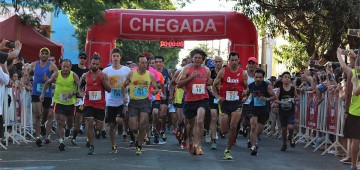 Atletas de 22 cidades disputaram a Corrida Elias de Almeida Ward