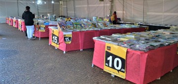 Feira do Livro continua até 19 de junho no Largo São João